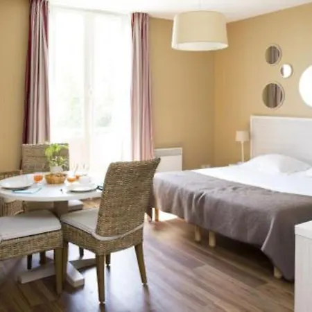 Aparthotel De Tourisme Bleues Regina Arcachon