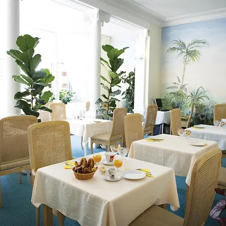 De Tourisme Bleues Regina Aparthotel 3*