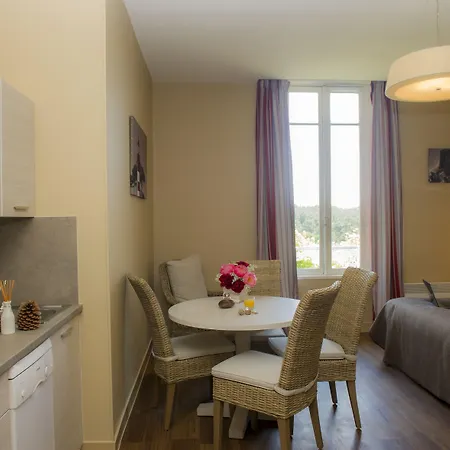 Résidence De Tourisme Bleues Regina 3*