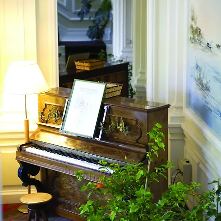 Apartahotel Résidence De Tourisme Bleues Regina 3*