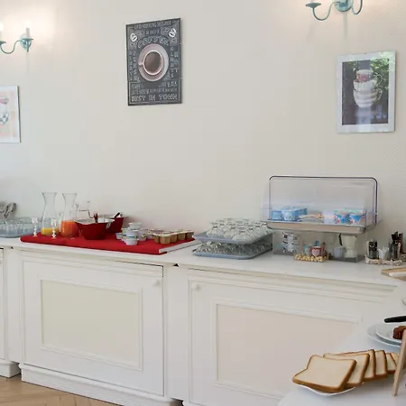 Résidence De Tourisme Bleues Regina Apartahotel 3*