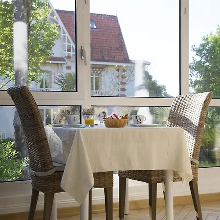 Aparthotel De Tourisme Bleues Regina 3*