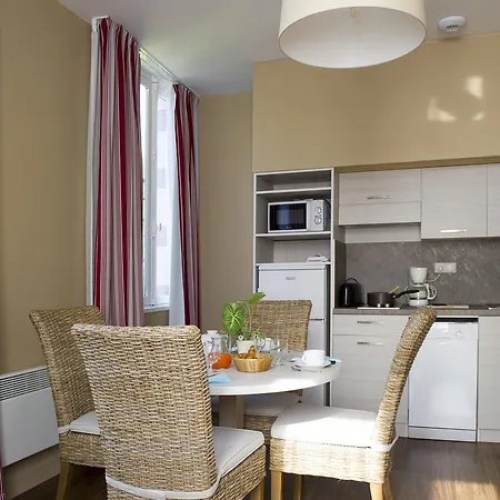 Aparthotel De Tourisme Bleues Regina 3*