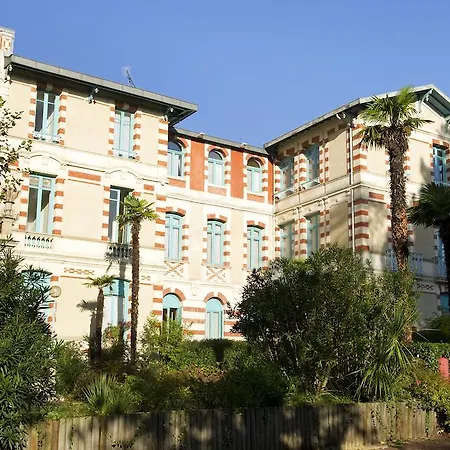 Aparthotel De Tourisme Bleues Regina