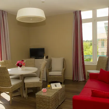 Aparthotel De Tourisme Bleues Regina