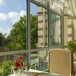 Aparthotel De Tourisme Bleues Regina 3*