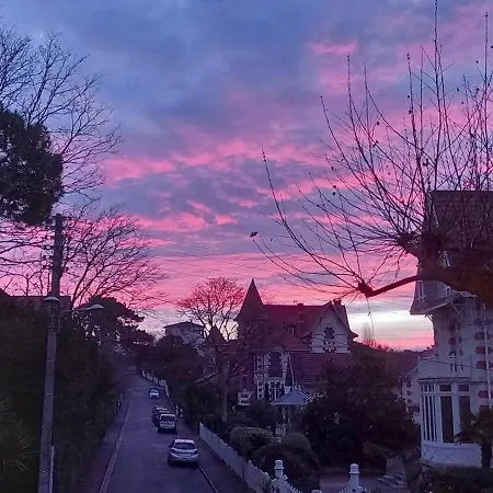 Appart hôtel Résidence De Tourisme Bleues Regina 3*