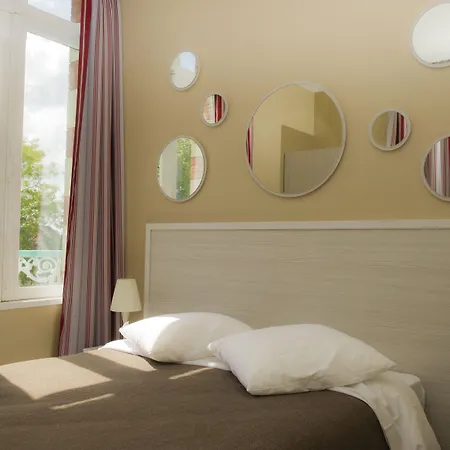 De Tourisme Bleues Regina Апарт-отель 3*