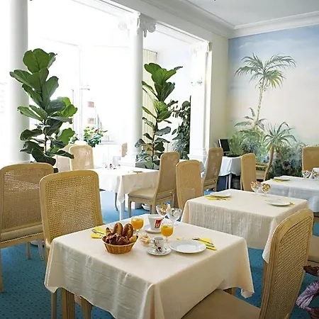 De Tourisme Bleues Regina 3*