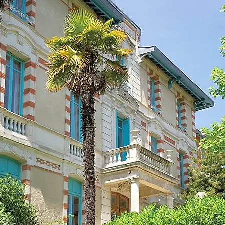 De Tourisme Bleues Regina Apart Otel 3*