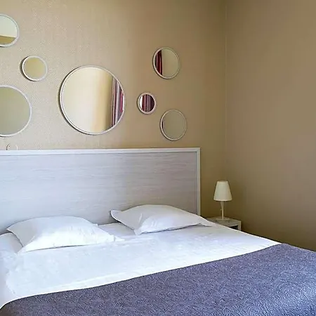 Apart Otel De Tourisme Bleues Regina 3*