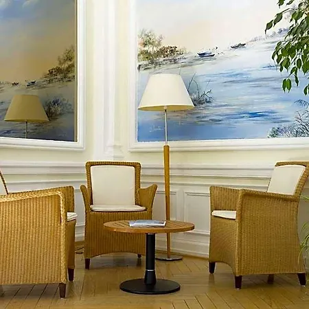 De Tourisme Bleues Regina Apart Otel Arcachon