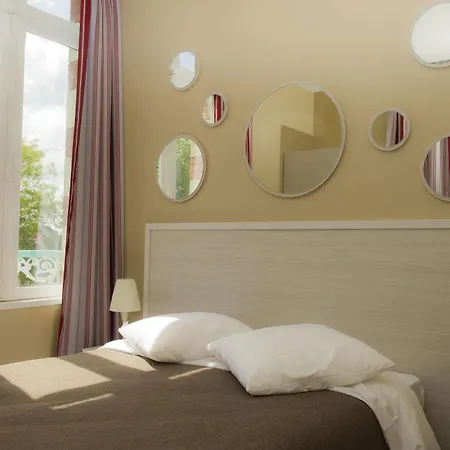 Апарт-отель De Tourisme Bleues Regina 3*