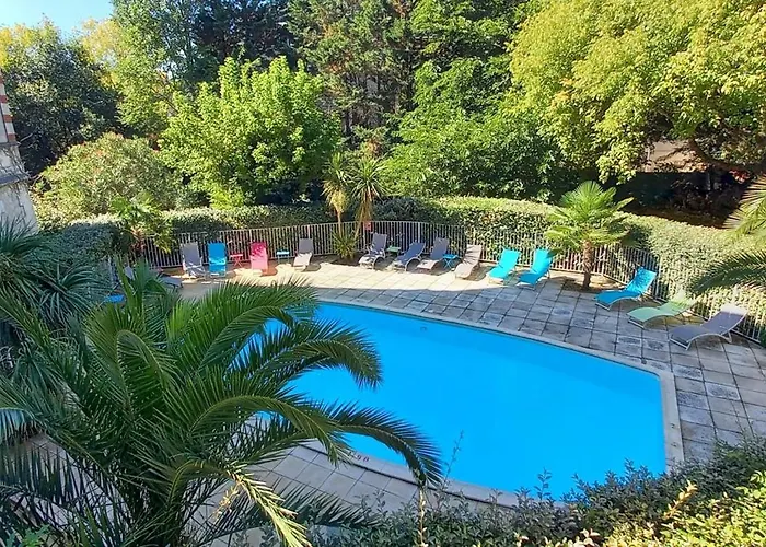 Résidence De Tourisme Bleues Regina Appart hôtel