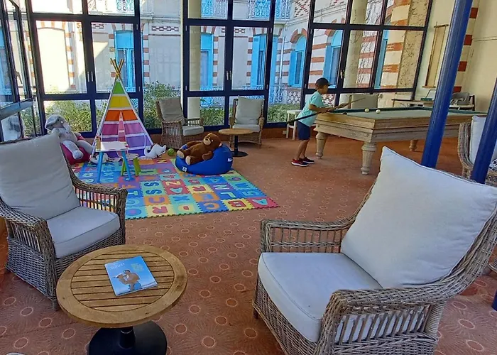 Résidence De Tourisme Bleues Regina Arcachon