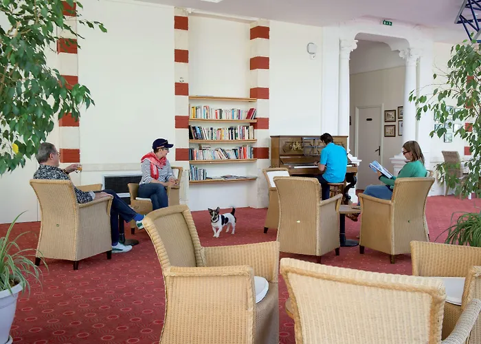 Appart hôtel Résidence De Tourisme Bleues Regina Arcachon