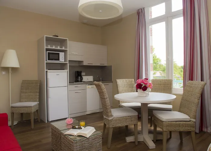 Résidence De Tourisme Bleues Regina Appart hôtel Arcachon