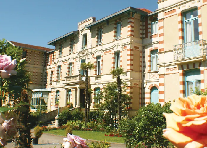 Appart hôtel Résidence De Tourisme Bleues Regina 3*