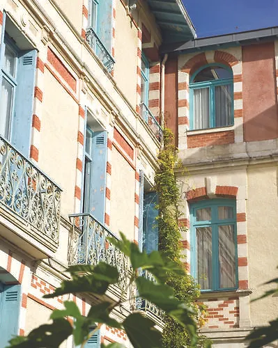 Appart hôtel Résidence De Tourisme Bleues Regina Arcachon